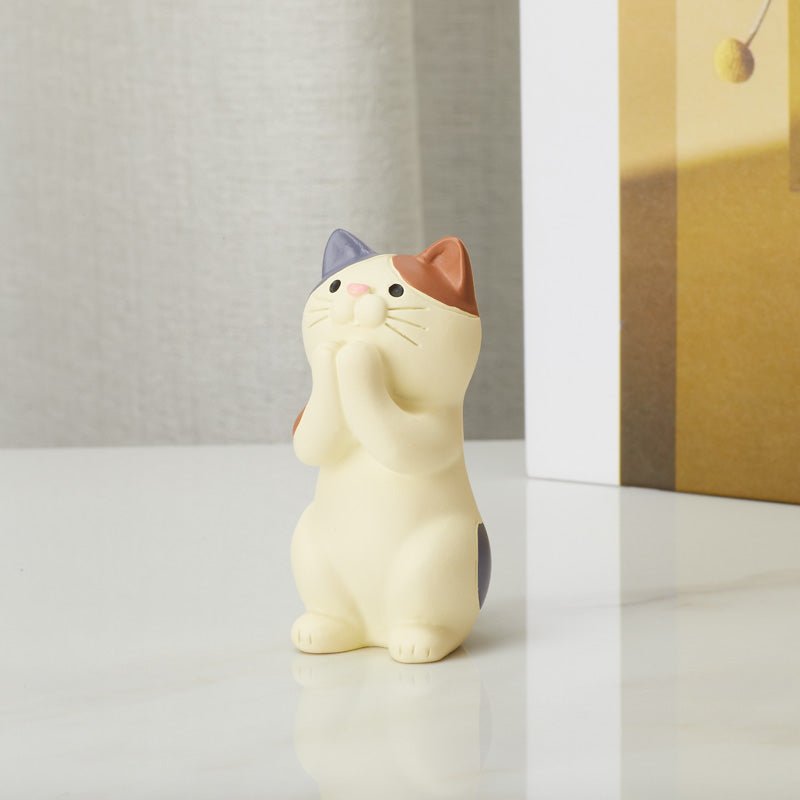 Cute Cat Figurine Sunglasses Holder front view