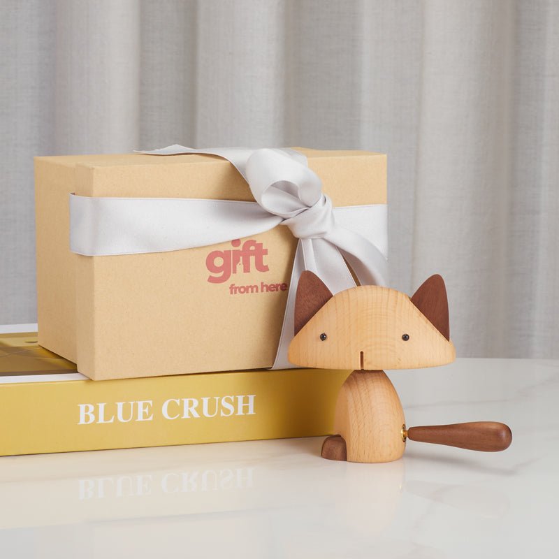wooden cat figurine gift set packaging